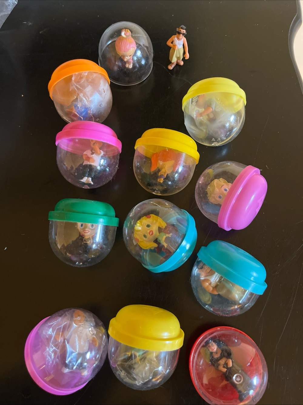 Vintage Hey Homies 2” figures - lot of 13 in original plastic bubble